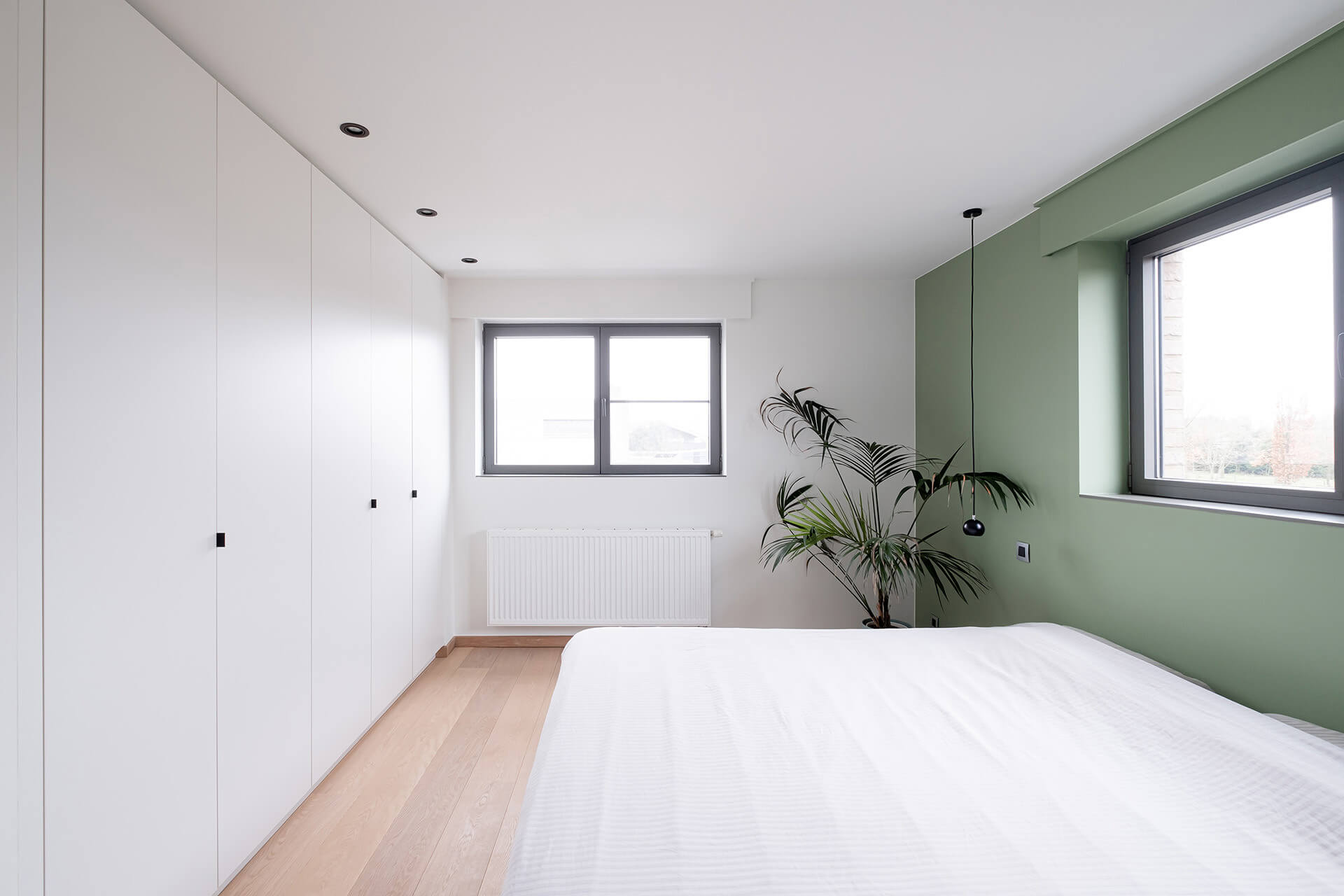 Ingebouwde dressingkast op maat van maatkasten online